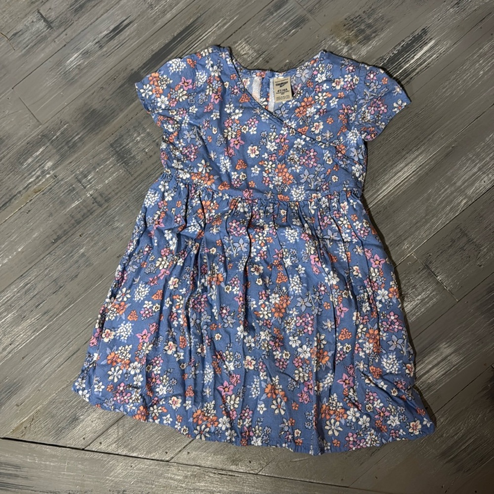 Flower dress. Size 4t